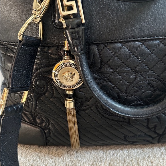 Gianni Versace Quilted Napa leather vanitas lady Athena - Picture 2 of 16